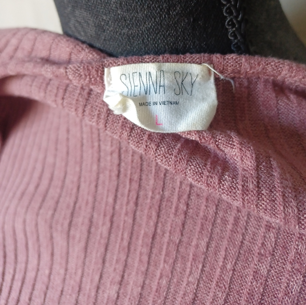 Sienna Sky Ribbed Top - Picture 7 of 9